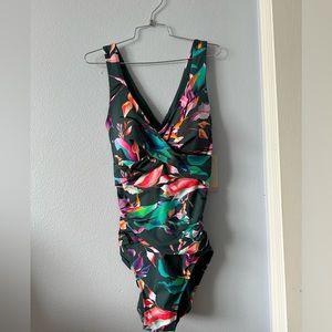 NWT CALIA by Carrie Underwood Sz 14 Seamed Power Sculpt (Aqua Multi)